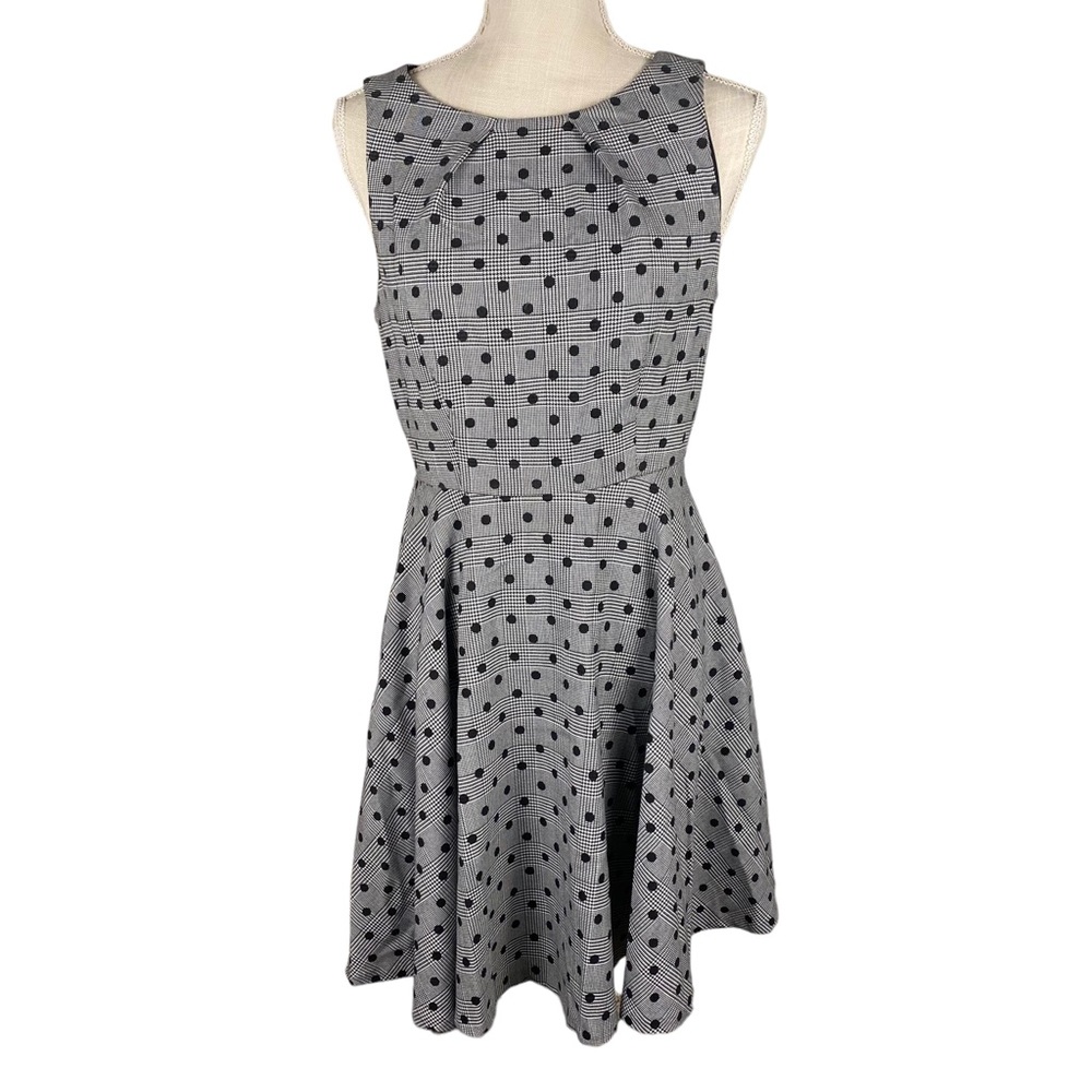 Elle pleat neck Polk-a-dot dress